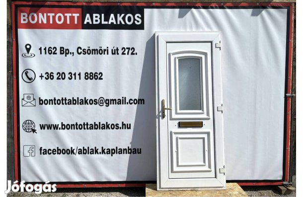 90x210 cm közeli!!! méretű bontott műanyag hőszigetelt bejárati ajtó