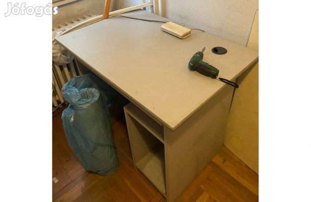 90x60x75 cm szürke iróasztal