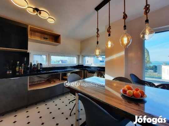91 nm-es lakás eladó Siófok