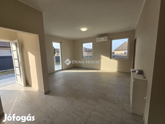 91 nm-es lakás eladó Újlengyel