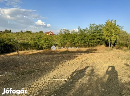 920 nm-es telek eladó Őrbottyán