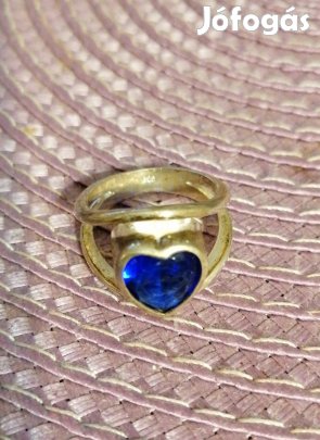 925 jelzett ezüst köves gyűrű 