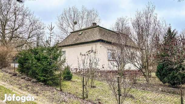 92 nm-es ház eladó Bakonypéterd