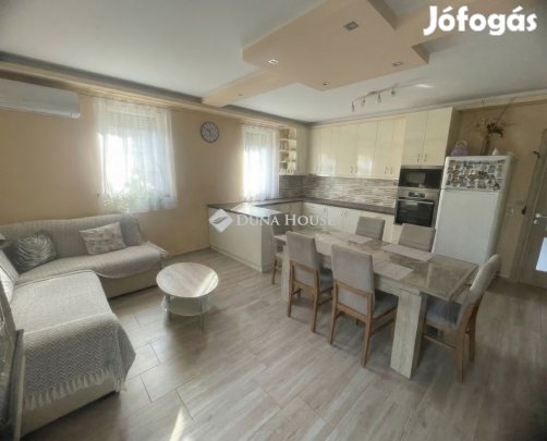 92 nm-es ház eladó Kecskemét