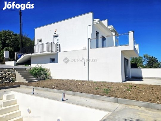 92 nm-es ház eladó Pécs