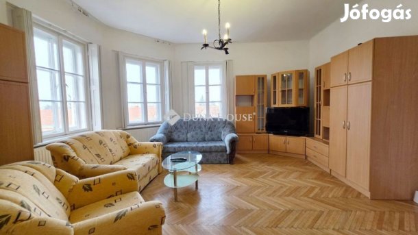 92 nm-es lakás kiadó Szombathely