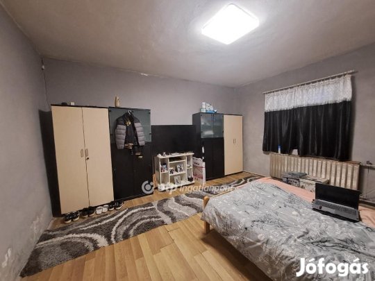 93 nm-es ház eladó Karcag