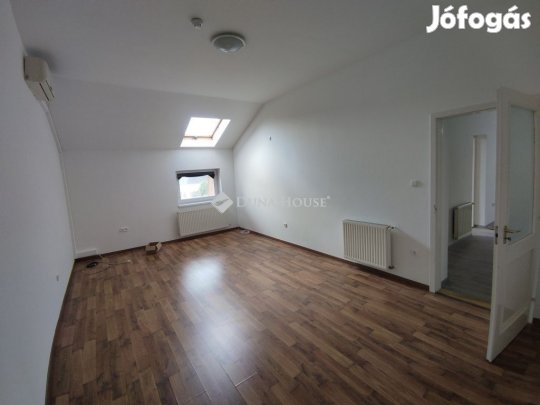 93 nm-es lakás eladó Kápolnásnyék