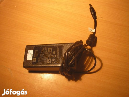 9413 PDN-60E-120400 12V 4A 48W tápegység adapter töltő 5,5/2,5mm