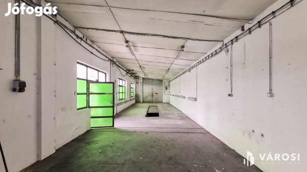 94 m2 műhely/raktár + 278 m2 körbekerített udvar kiadó