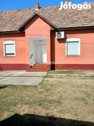 94 nm-es ház eladó Dömsöd