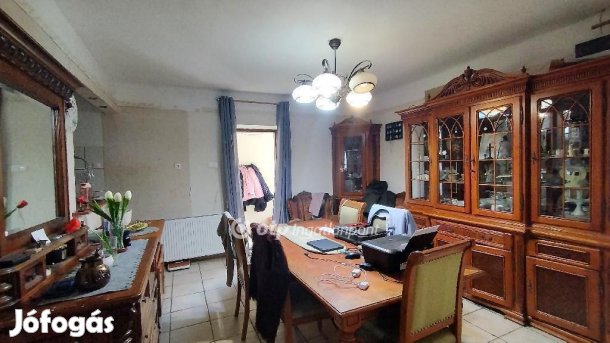 94 nm-es ház eladó Túrkeve