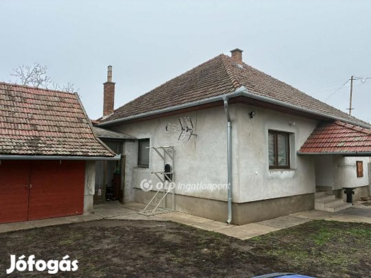 94 nm-es ház eladó Újkígyós