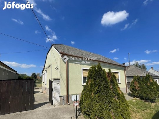 95 nm-es ház eladó Hosszúpereszteg