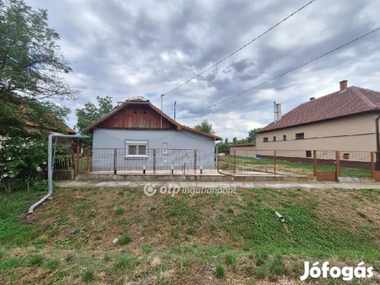 95 nm-es ház eladó Szeghalom