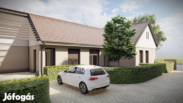 95 nm-es ház eladó Szekszárd