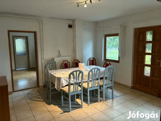 96 nm-es ház eladó Gyula