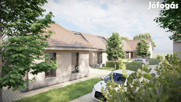 96 nm-es ház eladó Szekszárd