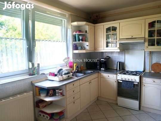 96 nm-es lakás eladó Debrecen