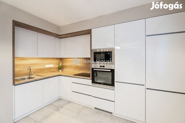 96 nm-es lakás eladó Kecskemét
