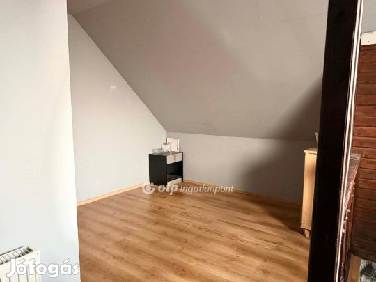 97 nm-es ház eladó Gárdony