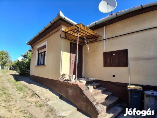 97 nm-es ház eladó Jánoshalma