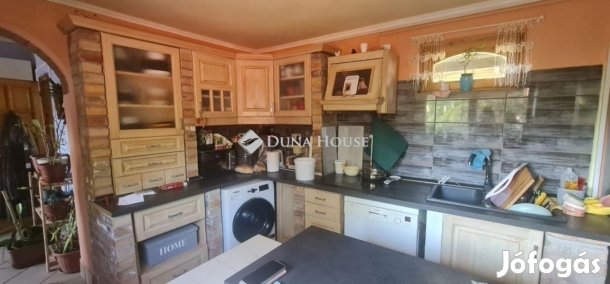 97 nm-es ház eladó Vecsés