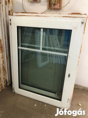 97 x 124 cm-es, 1 szárnyú ablakok