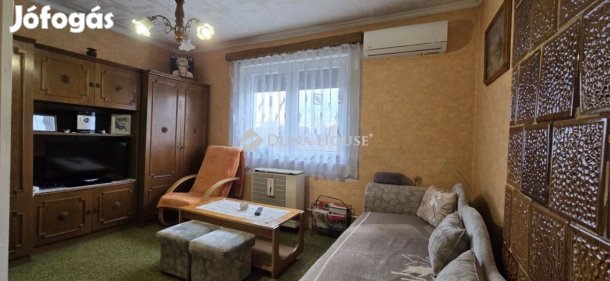 97m2, 4 szoba, vállalkozásra is alkalmas, hitelezhető