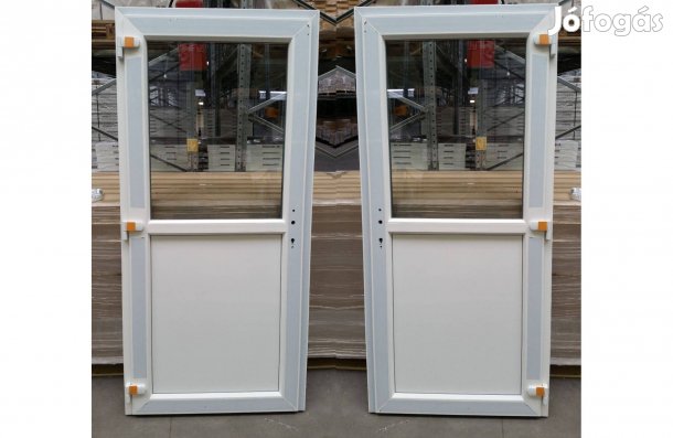 98x208 Félig üveges bejárati ajtó Ingyen Szállítva - febr !