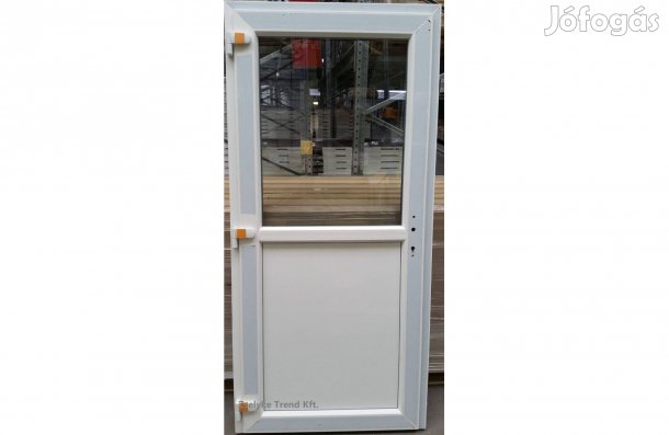 98x208 Félig üveges bejárati ajtó - raktárról Ingyen Szállítással