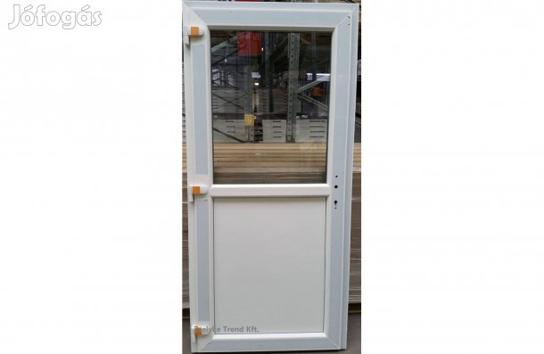 98x208 Félig üveges bejárati ajtó raktárról szállítva -