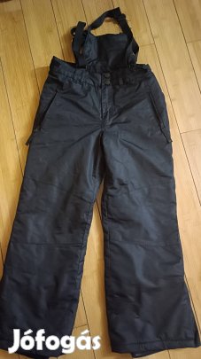 9-10 éves gyermekre való sínadrág 