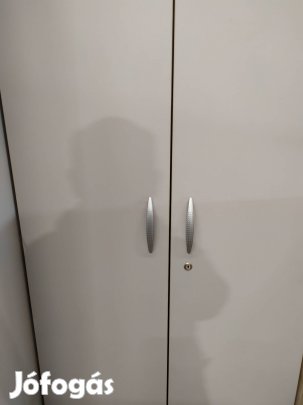 9 db kétajtós szekrény eladó 
