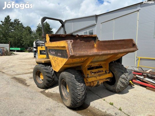 9 tonnás csuklós dömper