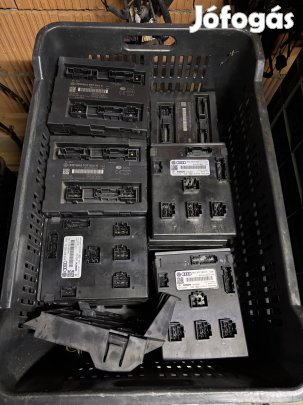 A4 B8 8k alkatrészek eladók  