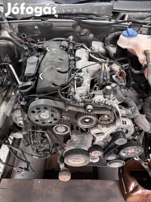 A6 4F alkatrészek eladók