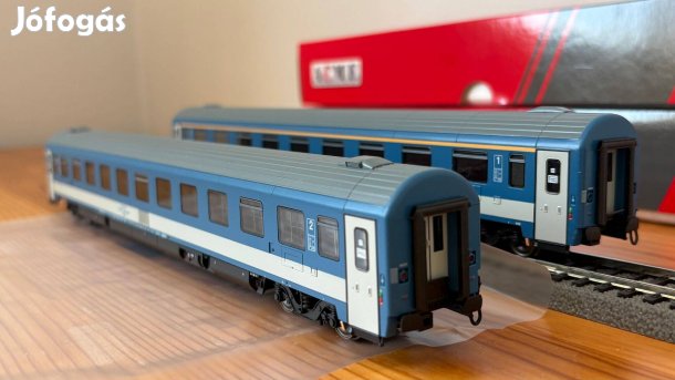 ACME 55049 Wiener Walzer szettből a két Máv Start személyvagon