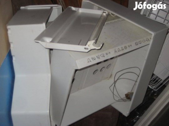 AEG 5 fiókos fagyasztó fiókjai