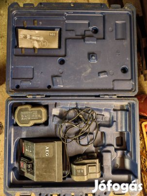 AEG csavarbehajtó töltője két akksival kofferben 