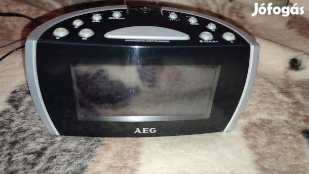 AEG projektoros ébresztőóra rádiós hőmérős fényerő állítható 