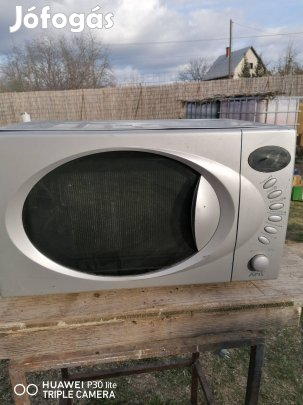 AFK 4 in 1 microhullámu sütő 