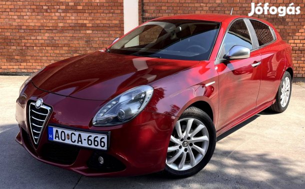 ALFA Romeo Giulietta 2.0 Jtdm-2 Distinctive BOS...