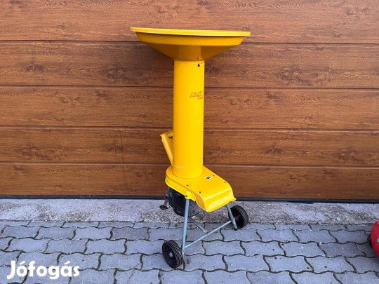 AL-KO 2.2KW 4késes ágdaráló ágaprító Almadaráló Gyümölcsdaráló