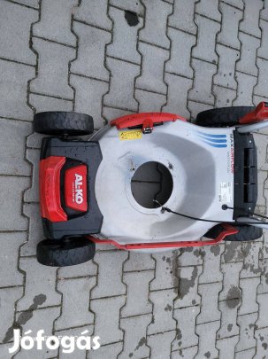 AL-KO önjáró + gyűjtős fűnyíró komplett kaszni