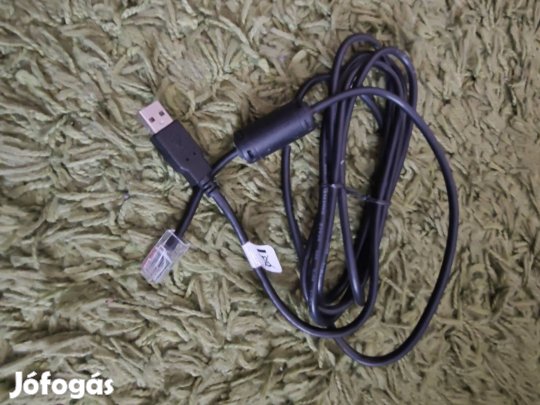 APC UPS kommunikációs kábel (USB - RJ45). 