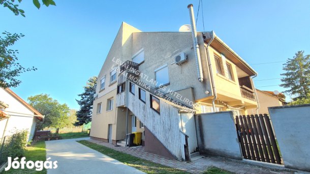 ÁRCSÖKKENÉS!!Békéscsaba kedvelt részén eladásra kínálunk egy 5 szobás