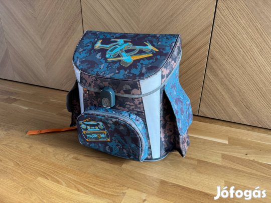 ARS una iskolatáska