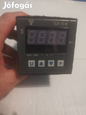 ASCON Tecnologic Tlk 72 B hőfokszabályzó előlapba