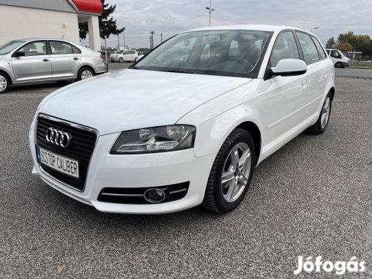AUDI A3 1.2 TFSI Ambiente szervizkönyv.2.tulaj....